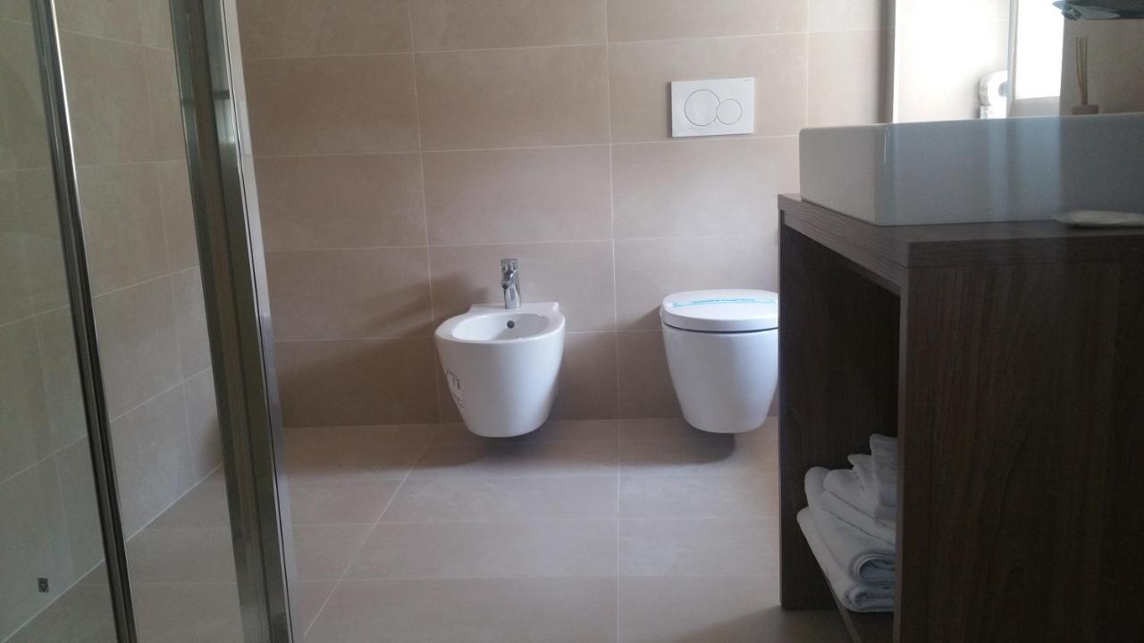 Apartamento Lecco Centro - Casa Indipendente Exterior foto